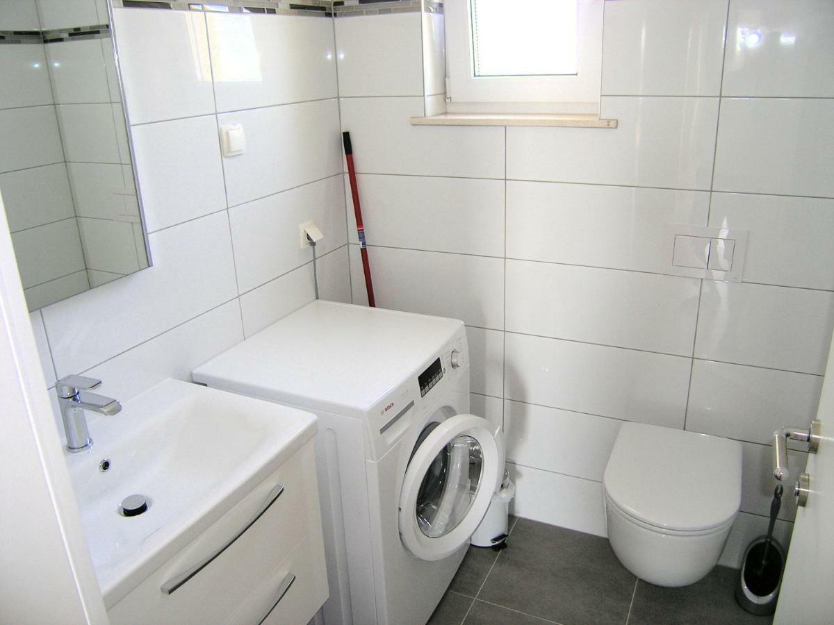 Apartmani Krajinovic คิร์ก ภายนอก รูปภาพ